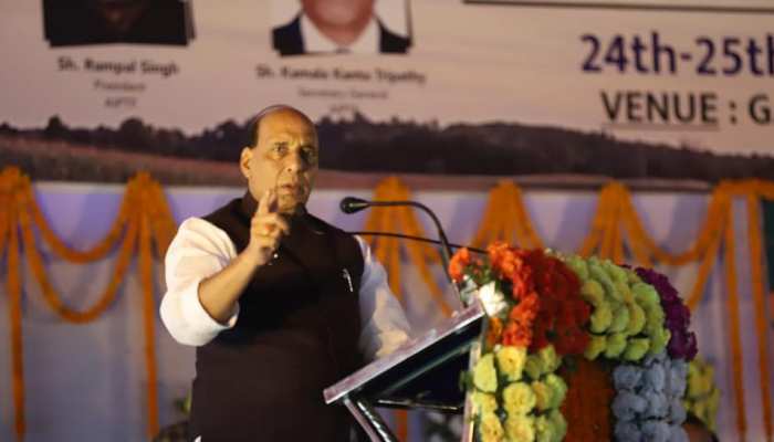 आंतकवाद के मुद्दे पर सभी देशों को एकजुट होना चाहिए : राजनाथ सिंह आंतकवाद के मुद्दे पर सभी देशों को एकजुट होना चाहिए : राजनाथ सिंह