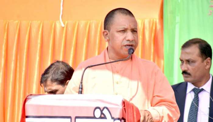 राजस्थान: आतंकियों को बिरयानी खिलाथी थी कांग्रेस, हम खिलाते हैं गोली- CM आदित्यनाथ राजस्थान: आतंकियों को बिरयानी खिलाथी थी कांग्रेस, हम खिलाते हैं गोली- CM आदित्यनाथ