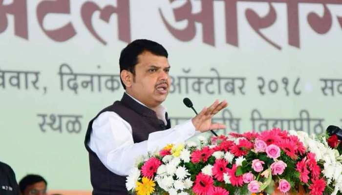 महाराष्ट्र: मराठा को मिलेगा 16 फीसदी आरक्षण, पहले से रिजर्व 52% से नहीं होगी छेड़छाड़ महाराष्ट्र: मराठा को मिलेगा 16 फीसदी आरक्षण, पहले से रिजर्व 52% से नहीं होगी छेड़छाड़