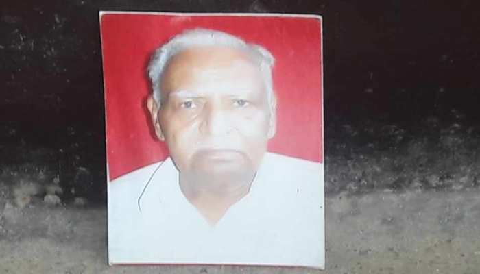 दिल्ली: 92 साल के बुजुर्ग की हत्या, वारदात के बाद से फरार है घर का नौकर दिल्ली: 92 साल के बुजुर्ग की हत्या, वारदात के बाद से फरार है घर का नौकर