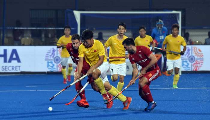 Hockey World Cup 2018: चीन ने अपने पहले ही मैच में किया उलटफेर, इंग्लैंड को बराबरी पर रोका Hockey World Cup 2018: चीन ने अपने पहले ही मैच में किया उलटफेर, इंग्लैंड को बराबरी पर रोका