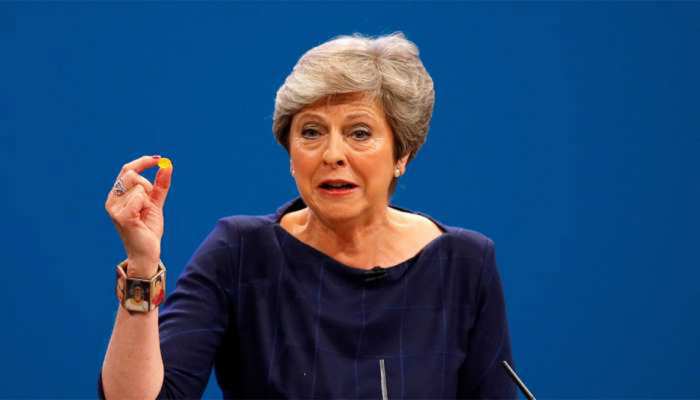 बिट्रेन की PM टेरेसा ने संसद को दी चेतावनी, EU में बने रहने से संकट हो सकता है खड़ा बिट्रेन की PM टेरेसा ने संसद को दी चेतावनी, EU में बने रहने से संकट हो सकता है खड़ा