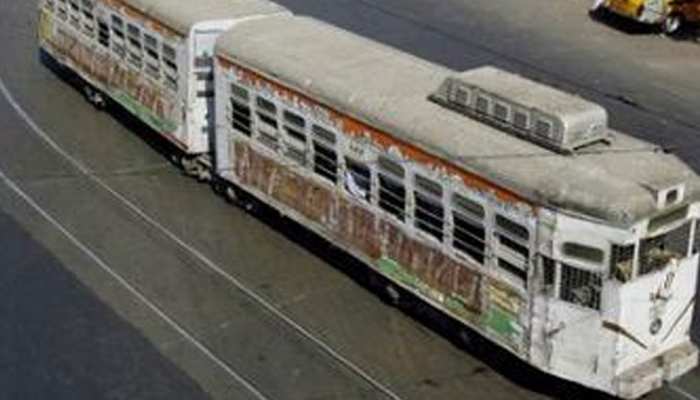 58 सालों के बाद दिल्ली की सड़कों पर दौड़ेगी ट्राम, योजना को सरकार ने दी हरी झंडी 58 सालों के बाद दिल्ली की सड़कों पर दौड़ेगी ट्राम, योजना को सरकार ने दी हरी झंडी