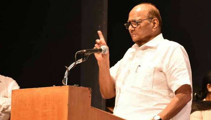क्या विपक्षी एकता का 'पावर सेंटर' बन रहा है शरद पवार का घर? क्या विपक्षी एकता का 'पावर सेंटर' बन रहा है शरद पवार का घर?