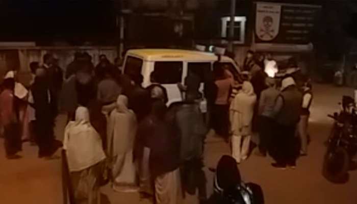 बिहारः ड्यूटी के दौरान वाहन का पीछा करते जीप पलटी, एक पुलिसकर्मी की मौत, 3 घायल बिहारः ड्यूटी के दौरान वाहन का पीछा करते जीप पलटी, एक पुलिसकर्मी की मौत, 3 घायल