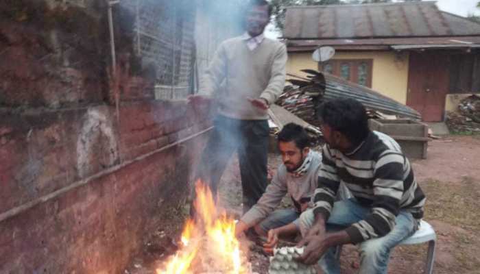 असम सहित नॉर्थईस्ट में भी चक्रवाती तूफान पेथाई का असर, बारिश से बढ़ी कड़ाके की ठंड असम सहित नॉर्थईस्ट में भी चक्रवाती तूफान पेथाई का असर, बारिश से बढ़ी कड़ाके की ठंड