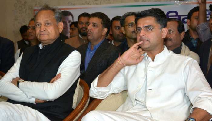 राजस्थान सरकार ने किया किसानों का 2 लाख तक का कर्ज माफ करने का ऐलान राजस्थान सरकार ने किया किसानों का 2 लाख तक का कर्ज माफ करने का ऐलान
