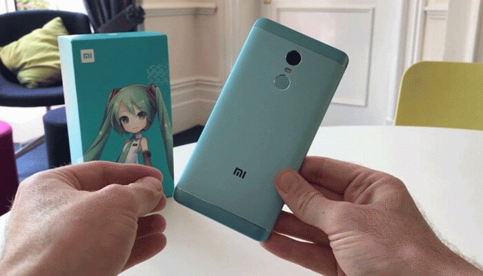 Xiaomi लॉन्च करेगी सबसे सस्ता स्मार्टफोन, 3000 रुपये हो सकती है कीमत Xiaomi लॉन्च करेगी सबसे सस्ता स्मार्टफोन, 3000 रुपये हो सकती है कीमत