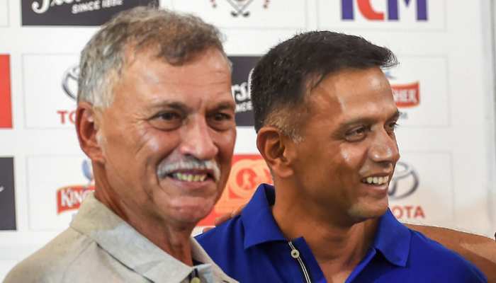 रोजर बिन्नी ने उठाए चयनकर्ताओं पर सवाल, कहा- टीम चुनने वालों की योग्यता भी तय हो रोजर बिन्नी ने उठाए चयनकर्ताओं पर सवाल, कहा- टीम चुनने वालों की योग्यता भी तय हो