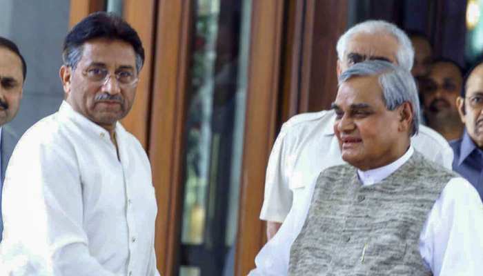 जब अटल से मिलने के लिए मुशर्रफ ने तोड़ा प्रोटोकॉल, घर के सामने रुकवाया था काफिला जब अटल से मिलने के लिए मुशर्रफ ने तोड़ा प्रोटोकॉल, घर के सामने रुकवाया था काफिला