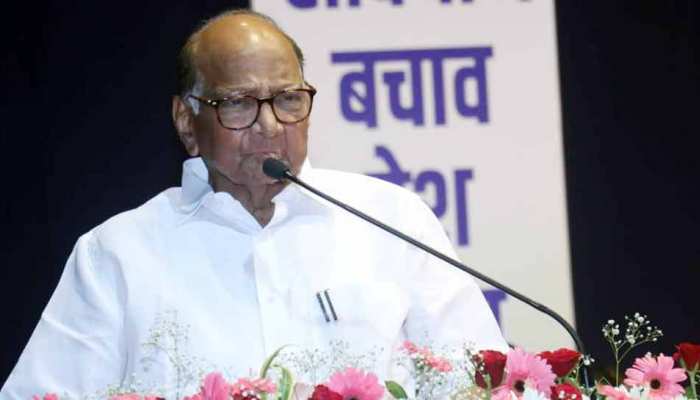 शरद पवार ने सोनिया गांधी को बताया गरीबों का मसीहा, कभी विदेशी बताकर छोड़ी थी कांग्रेस शरद पवार ने सोनिया गांधी को बताया गरीबों का मसीहा, कभी विदेशी बताकर छोड़ी थी कांग्रेस
