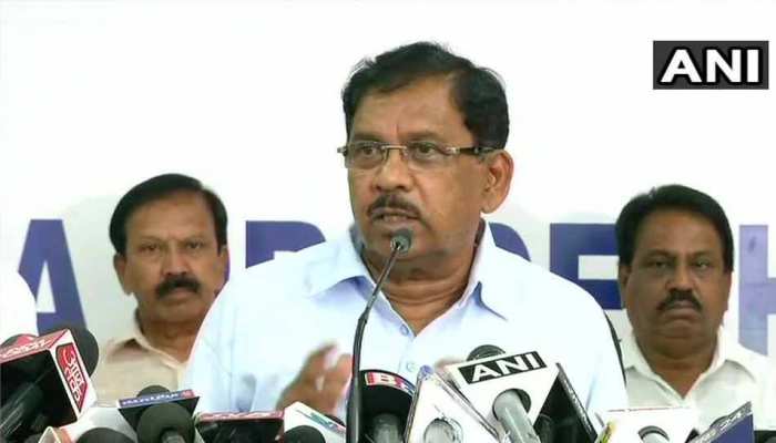 कर्नाटक: कुमारस्वामी ने जी परमेश्वर से वापस लिया गृह विभाग, एमबी पाटिल को सौंपा कर्नाटक: कुमारस्वामी ने जी परमेश्वर से वापस लिया गृह विभाग, एमबी पाटिल को सौंपा