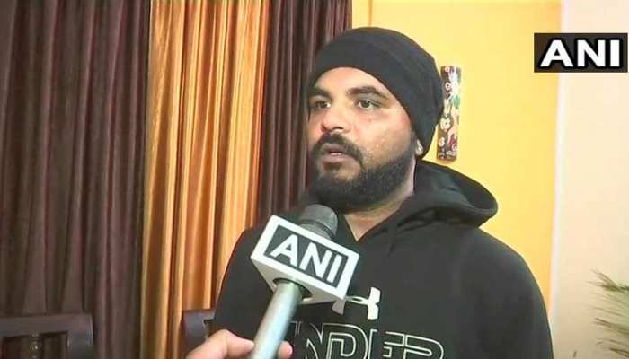 पीएम मोदी के कुक ने दी सफाई, 'मेरा बयान गलत चला रही है मीडिया' पीएम मोदी के कुक ने दी सफाई, 'मेरा बयान गलत चला रही है मीडिया'