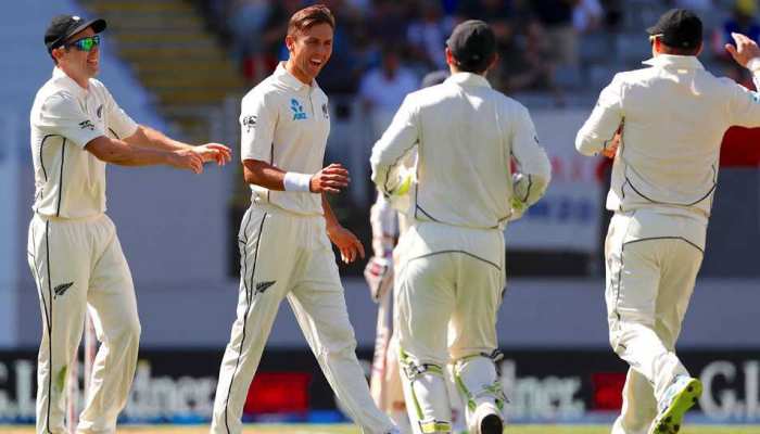 NZvsSL: न्यूजीलैंड ने ‘12 मिनट’ में दी श्रीलंका को पटकनी, सबसे बड़ी जीत का रिकॉर्ड बनाया NZvsSL: न्यूजीलैंड ने ‘12 मिनट’ में दी श्रीलंका को पटकनी, सबसे बड़ी जीत का रिकॉर्ड बनाया