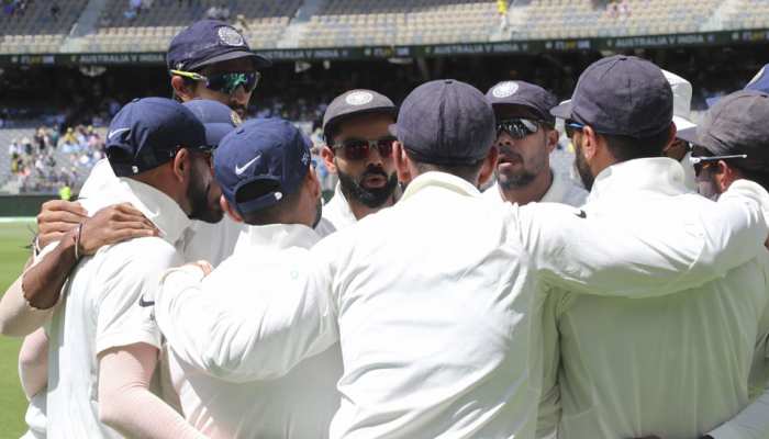 टीम इंडिया 2018 की बेस्ट टीम रही, बैटिंग-बॉलिंग से लेकर रैंकिंग तक हर रिकॉर्ड में दबदबा टीम इंडिया 2018 की बेस्ट टीम रही, बैटिंग-बॉलिंग से लेकर रैंकिंग तक हर रिकॉर्ड में दबदबा