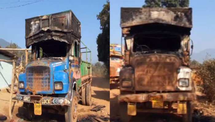 झारखंडः लोहरदगा में अपराधियों ने बॉक्साइट के 3 ट्रकों को फूंका, ग्रामीणों में दहशत झारखंडः लोहरदगा में अपराधियों ने बॉक्साइट के 3 ट्रकों को फूंका, ग्रामीणों में दहशत