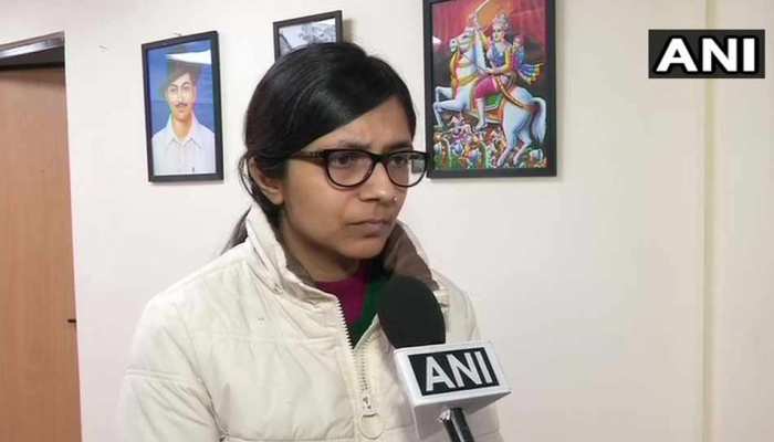 जब रात में ही शेल्टर होम पहुंच गईं DCW प्रमुख स्वाति मालीवाल जब रात में ही शेल्टर होम पहुंच गईं DCW प्रमुख स्वाति मालीवाल