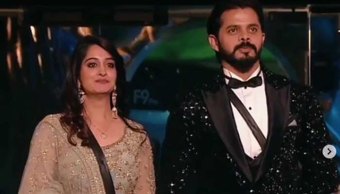 Bigg Boss विनर बनने के बाद दीपिका ने श्रीसंत के लिए लिखा इमोशनल पोस्ट, बोलीं - 'तुम पर गर्व है' Bigg Boss विनर बनने के बाद दीपिका ने श्रीसंत के लिए लिखा इमोशनल पोस्ट, बोलीं - 'तुम पर गर्व है'