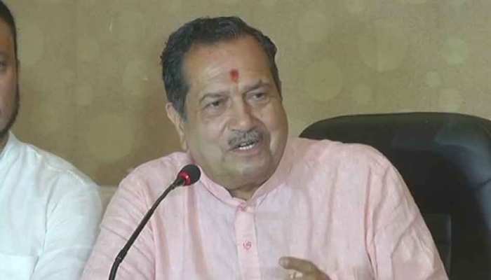 संघ विचारक इंद्रेश कुमार ने लिया पीएम मोदी का पक्ष, कहा- PM ने मंदिर पर अपना दर्द बयां किया संघ विचारक इंद्रेश कुमार ने लिया पीएम मोदी का पक्ष, कहा- PM ने मंदिर पर अपना दर्द बयां किया