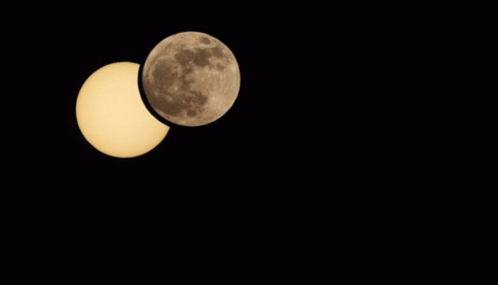 Eclipse 2019: साल के पहले महीने में लगने वाला है सूर्य और चंद्र ग्रहण, जानिए क्या होगा असर Eclipse 2019: साल के पहले महीने में लगने वाला है सूर्य और चंद्र ग्रहण, जानिए क्या होगा असर