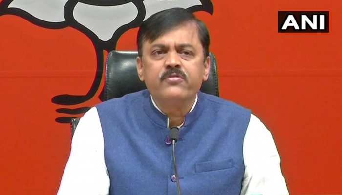 सबरीमाला: MLA के घर और RSS ऑफिस पर हमला, BJP ने बताया सरकार की साजिश सबरीमाला: MLA के घर और RSS ऑफिस पर हमला, BJP ने बताया सरकार की साजिश