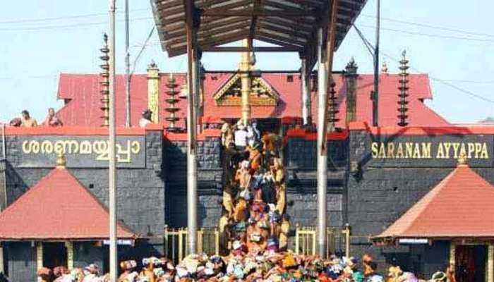 सबरीमाला मंदिर की आड़ में 'एजेंडा' चलाने वालों की पहचान करे राज्य सरकार: केरल हाईकोर्ट सबरीमाला मंदिर की आड़ में 'एजेंडा' चलाने वालों की पहचान करे राज्य सरकार: केरल हाईकोर्ट