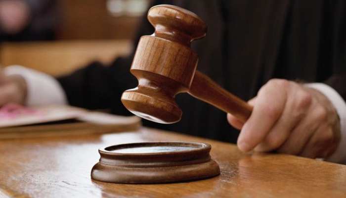 नाबालिग का यौन उत्पीड़न करने के दोषी को तीन साल का कठोर कारावास नाबालिग का यौन उत्पीड़न करने के दोषी को तीन साल का कठोर कारावास