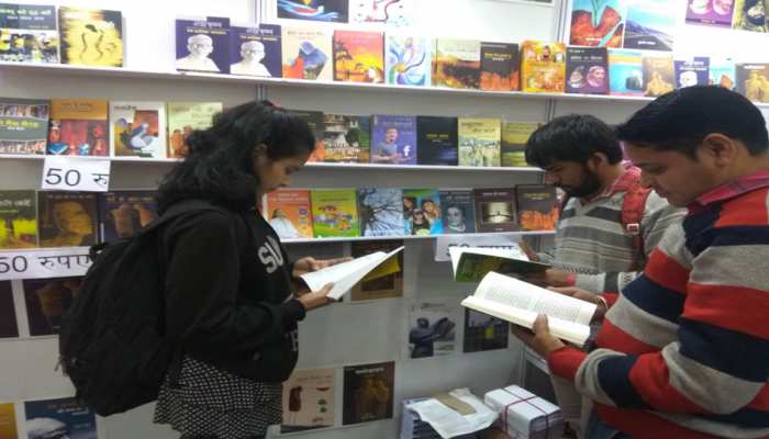 विश्व पुस्तक मेला: पारुल तोमर का कविता संग्रह 'सांझा-बाती' का लोकार्पण विश्व पुस्तक मेला: पारुल तोमर का कविता संग्रह 'सांझा-बाती' का लोकार्पण