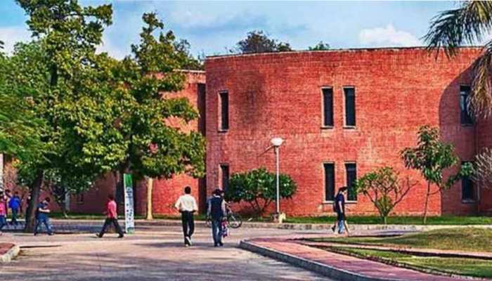 IIT-कानपुर ने बनाया सबसे सस्ता प्रदूषण मापने वाला सेंसर, जून में होगा परीक्षण IIT-कानपुर ने बनाया सबसे सस्ता प्रदूषण मापने वाला सेंसर, जून में होगा परीक्षण