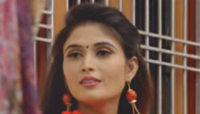 ठगी के आरोप में हरियाणवी सिंगर शिखा राघव गिरफ़्तार, 60 लाख रुपए की ठगी का आरोप ठगी के आरोप में हरियाणवी सिंगर शिखा राघव गिरफ़्तार, 60 लाख रुपए की ठगी का आरोप