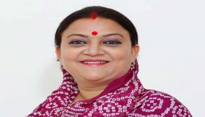 दौसा के दौरे पर पहुंची महिला एवं बाल विकास मंत्री ममता भूपेश, अधिकारियों को लगाई फटकार दौसा के दौरे पर पहुंची महिला एवं बाल विकास मंत्री ममता भूपेश, अधिकारियों को लगाई फटकार