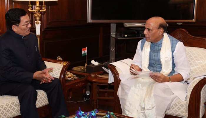 इस राज्य में लोगों के आए 'अच्छे दिन', हर परिवार के एक सदस्य को नौकरी और कर्ज होगा माफ इस राज्य में लोगों के आए 'अच्छे दिन', हर परिवार के एक सदस्य को नौकरी और कर्ज होगा माफ