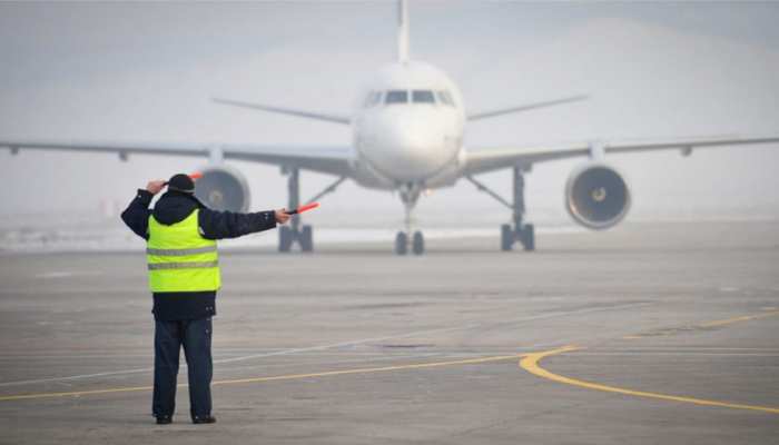 अब 2500 रुपए में कर सकते हैं अंतर्राष्ट्रीय हवाई सफर, 'UDAN-3' में शामिल होंगे ये देश अब 2500 रुपए में कर सकते हैं अंतर्राष्ट्रीय हवाई सफर, 'UDAN-3' में शामिल होंगे ये देश