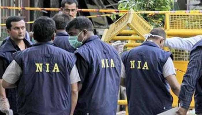 आतंकियों की तलाश में NIA की बड़ी कार्रवाई, UP और पंजाब में की छापेमारी आतंकियों की तलाश में NIA की बड़ी कार्रवाई, UP और पंजाब में की छापेमारी