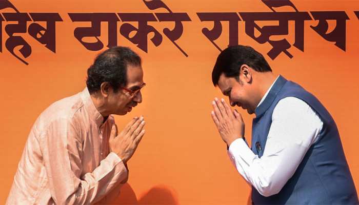 बाल ठाकरे स्मारक : BJP और शिवसेना साथ आए, विपक्ष ने इसे कहा ‘चुनावी चाल’ बाल ठाकरे स्मारक : BJP और शिवसेना साथ आए, विपक्ष ने इसे कहा ‘चुनावी चाल’