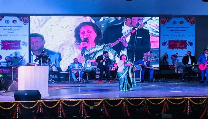 डॉक्टर्स को टेंशन फ्री करने के लिए ऐम्स ने आयोजित किया 'AIIMS got talent' शो डॉक्टर्स को टेंशन फ्री करने के लिए ऐम्स ने आयोजित किया 'AIIMS got talent' शो