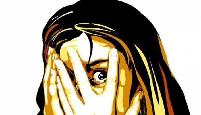 फ्रांस: पादरी ने नाबालिग लड़कियों का किया था यौन शोषण, मिली 5 साल की सजा फ्रांस: पादरी ने नाबालिग लड़कियों का किया था यौन शोषण, मिली 5 साल की सजा