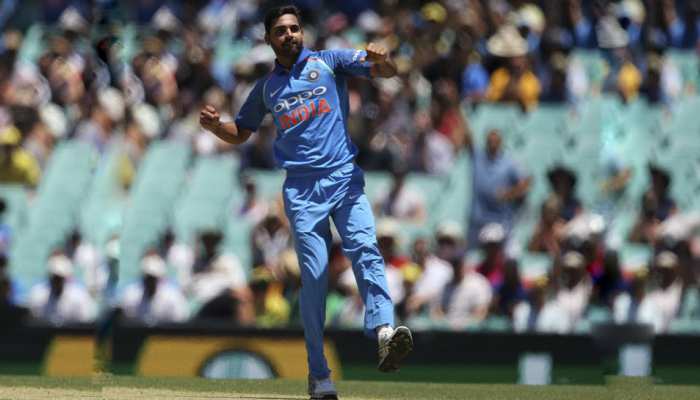 B'day Special: भुवनेश्वर कुमार हैं तीनों फॉर्मेंट में 5 विकेट लेने वाले पहले भारतीय गेंदबाज B'day Special: भुवनेश्वर कुमार हैं तीनों फॉर्मेंट में 5 विकेट लेने वाले पहले भारतीय गेंदबाज