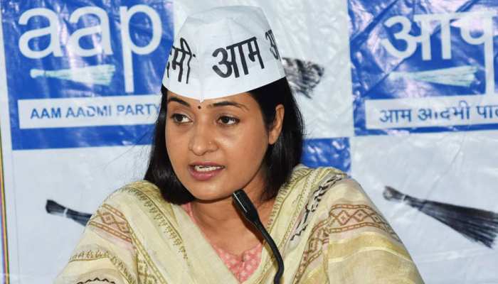 एक बार फिर AAP से असंतुष्ट दिखीं अलका, कहा- 'लगता है पार्टी अब मेरी सेवा नहीं चाहती' एक बार फिर AAP से असंतुष्ट दिखीं अलका, कहा- 'लगता है पार्टी अब मेरी सेवा नहीं चाहती'