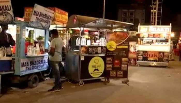 गुजरात में अब 24 घंटे खुली रहेंगी दुकानें, कर्मचारियों को मिलेगा ओवरटाइम गुजरात में अब 24 घंटे खुली रहेंगी दुकानें, कर्मचारियों को मिलेगा ओवरटाइम