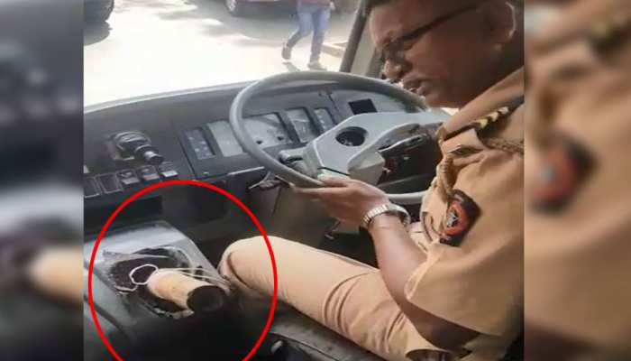 VIDEO: बच्चों की जान जोखिम में डालकर गियर स्टिक की जगह बांस से बस चला रहा था ड्राइवर VIDEO: बच्चों की जान जोखिम में डालकर गियर स्टिक की जगह बांस से बस चला रहा था ड्राइवर