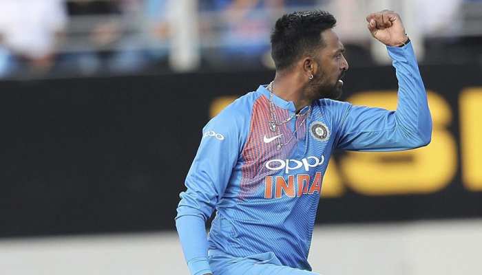 INDvsNZ: क्रुणाल पांड्या की फिरकी के बाद रोहित शर्मा ने खेली कमाल की पारी, जीत के 3 हीरो INDvsNZ: क्रुणाल पांड्या की फिरकी के बाद रोहित शर्मा ने खेली कमाल की पारी, जीत के 3 हीरो