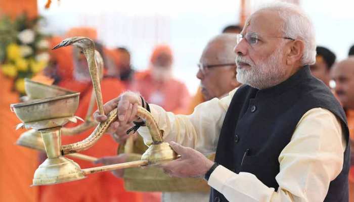 केंद्र सरकार के विभागों में आने वाली हैं 1.3 लाख नौकरियां, रिपोर्ट का दावा केंद्र सरकार के विभागों में आने वाली हैं 1.3 लाख नौकरियां, रिपोर्ट का दावा