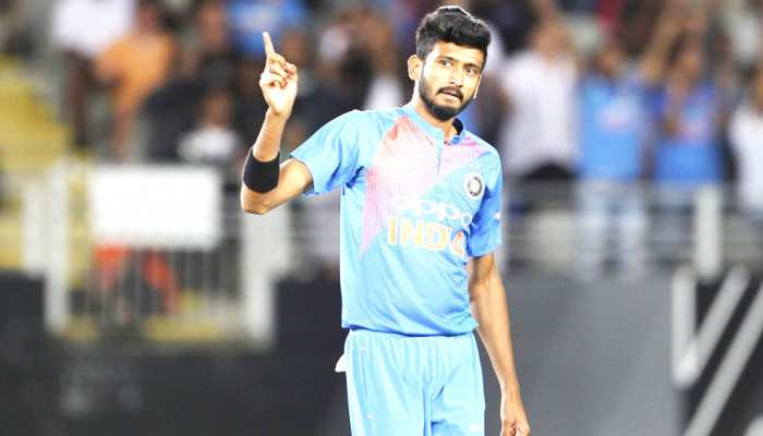 टीम इंडिया में जगह बनाने के लिए खलील को टक्कर दे रहे उनादकट, 15 को चुनी जाएगी टीम टीम इंडिया में जगह बनाने के लिए खलील को टक्कर दे रहे उनादकट, 15 को चुनी जाएगी टीम