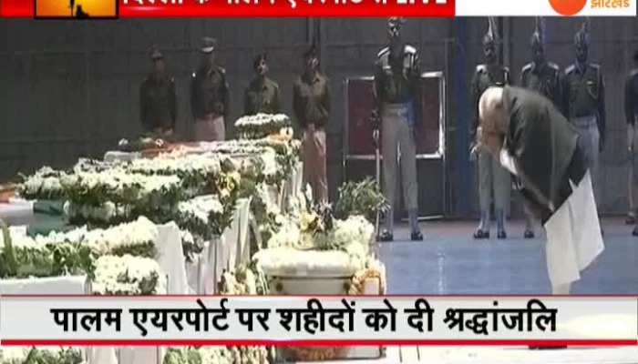 Delhi: PM Narendra Modi paid homage to the martyrs