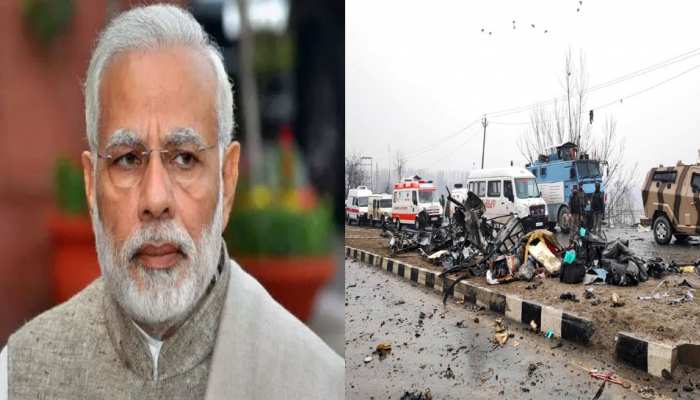 पुलवामा आतंकी हमला: 44 मौतों से गमजदा देश, आतंकियों से 'बदले' की हो रही मांग पुलवामा आतंकी हमला: 44 मौतों से गमजदा देश, आतंकियों से 'बदले' की हो रही मांग