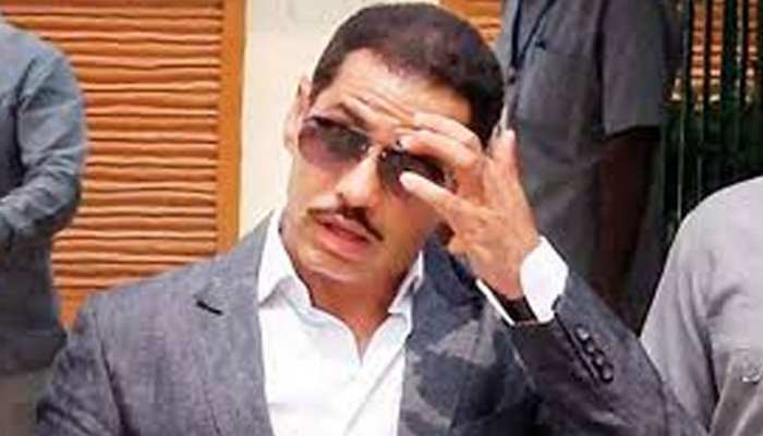 बीकानेर जमीन खरीद मामले में ED की बड़ी कार्रवाई, जब्त की गई रॉबर्ट वाड्रा की संपत्ति बीकानेर जमीन खरीद मामले में ED की बड़ी कार्रवाई, जब्त की गई रॉबर्ट वाड्रा की संपत्ति