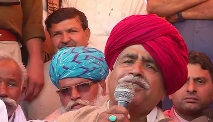8 दिन बाद गुर्जर आंदोलन हुआ खत्म, बैंसला ने कहा- सभी रास्तों को खाली किया जाए 8 दिन बाद गुर्जर आंदोलन हुआ खत्म, बैंसला ने कहा- सभी रास्तों को खाली किया जाए