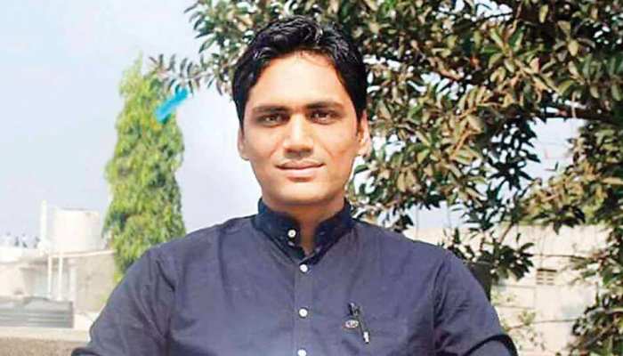 गुजरातः पाटीदार आरक्षण नेता कथेरिया 2015 के देशद्रोह मामले में गिरफ्तार गुजरातः पाटीदार आरक्षण नेता कथेरिया 2015 के देशद्रोह मामले में गिरफ्तार