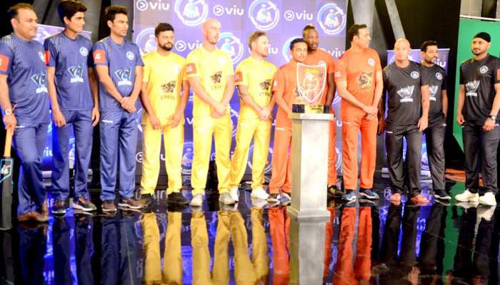 World Cup 2019: 1 ओवर में 6 छक्के लगा चुके गिब्स ने भारत को बताया चैंपियन बनने का दावेदार World Cup 2019: 1 ओवर में 6 छक्के लगा चुके गिब्स ने भारत को बताया चैंपियन बनने का दावेदार